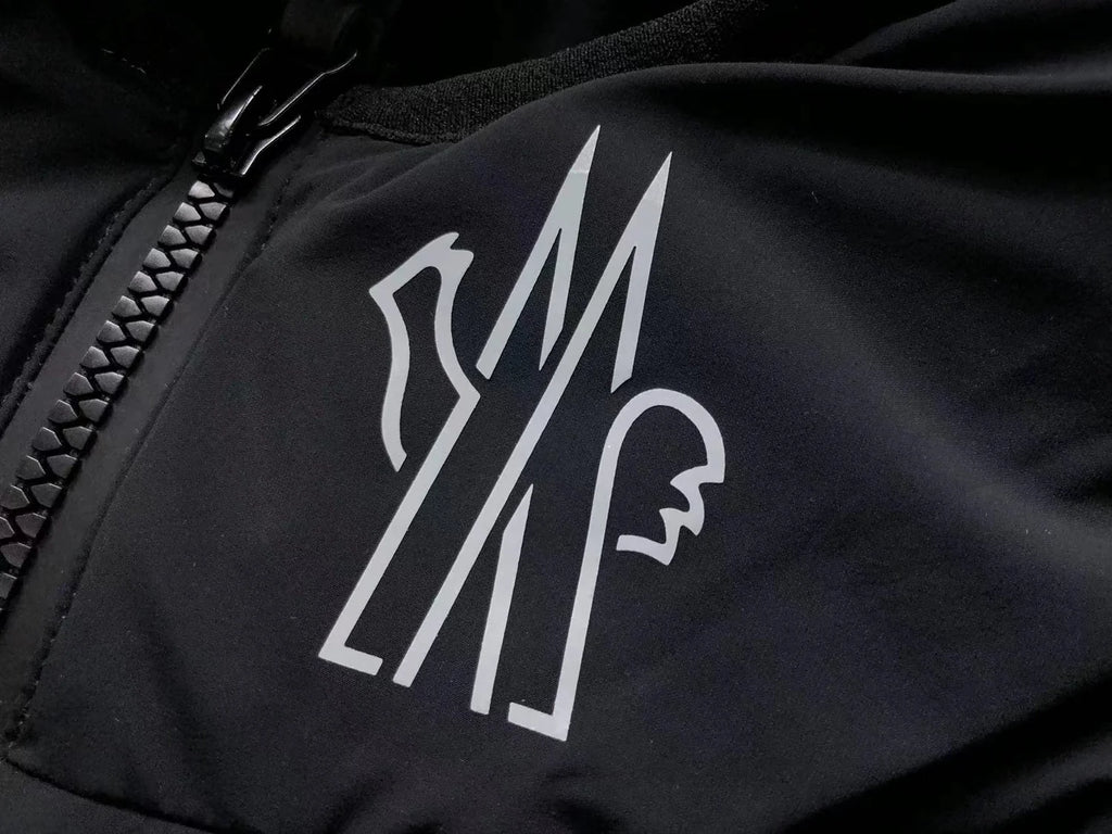 Moncler Arcesaz Down Jacket - Black
